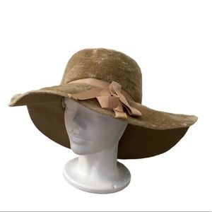 BACHRACHS vintage Duchess wool floppy hat with bow made in Italy